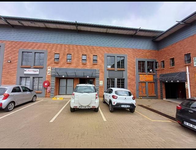 INDUSTRIAL PROPERTY TO RENT IN HENNOPSPARK